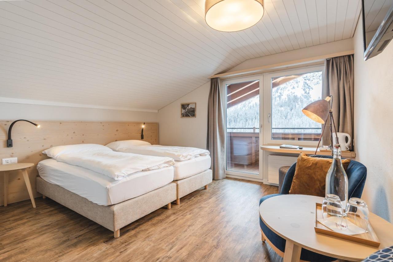 Hotel Alpensonne - Panoramazimmer & Restaurant 阿罗萨 外观 照片